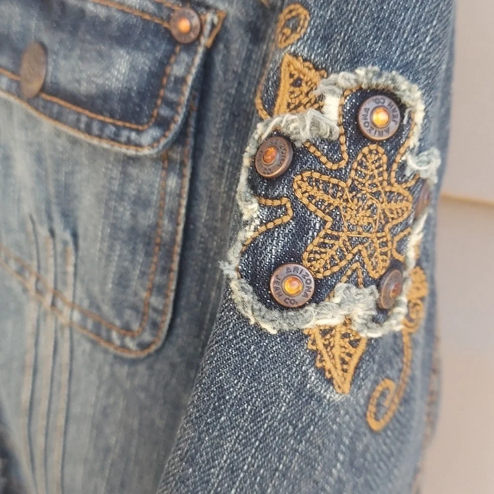 NWT Arizona Jean Company Blue Denim Jacket with Cream Sherpa Lining